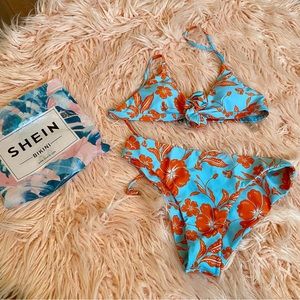 NWT Floral Bikini